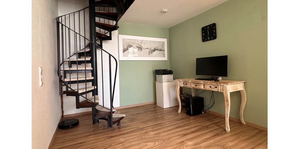 Wohnen mit Treppe zum Studio